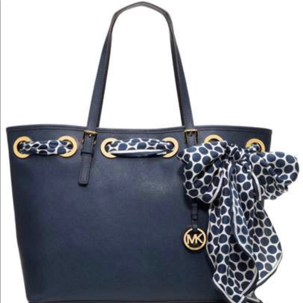 Michael Kors Jet Set Scarf Tote